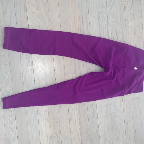 Purple Lululemon leggings size 4 - Picture 3 of 3